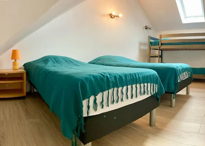 Rive Gauche * Réville